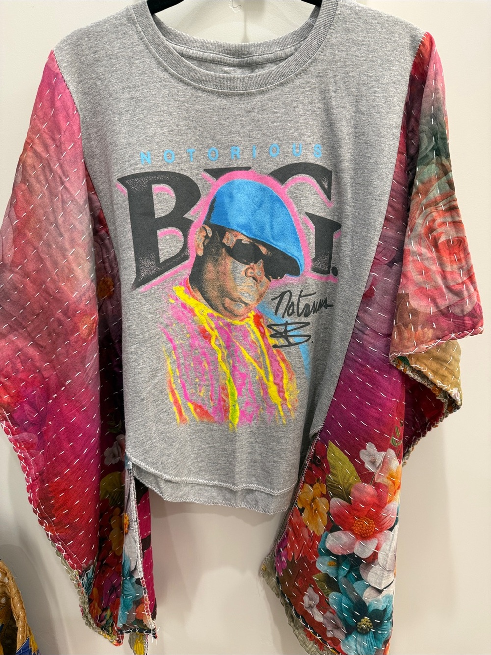 Graphic Short Sleeve Tee with Floral Sleeves - Gray & Multicolor